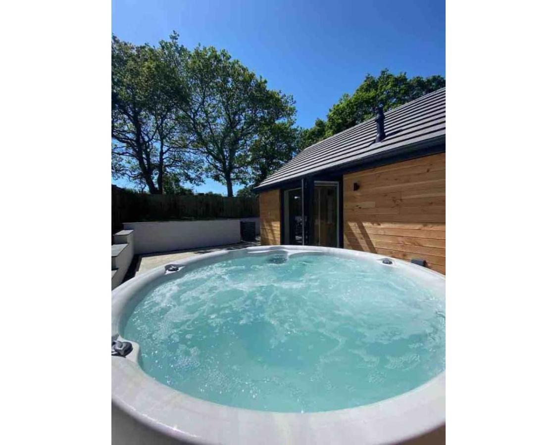 Pine Cottage Tenby Luaran gambar