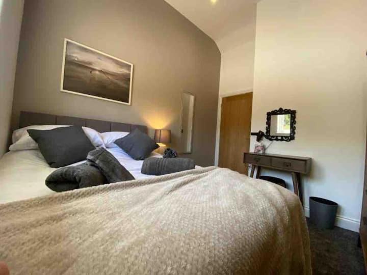 Pine Cottage Tenby Luaran gambar