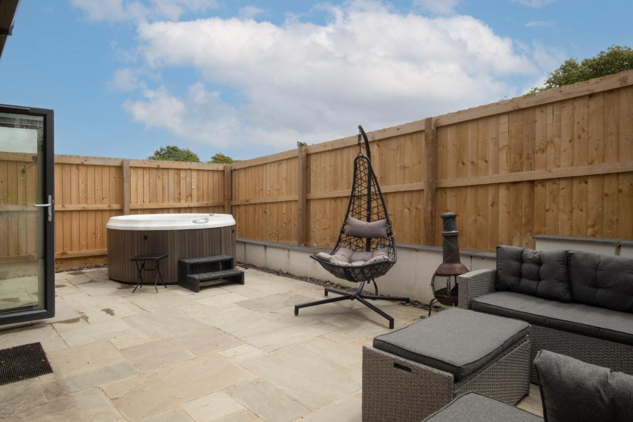 Pine Cottage Tenby Luaran gambar
