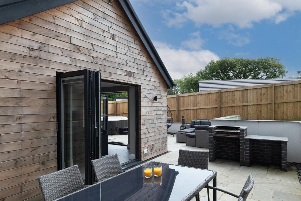 Pine Cottage Tenby Luaran gambar