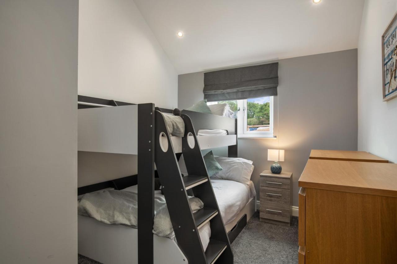 Pine Cottage Tenby Luaran gambar